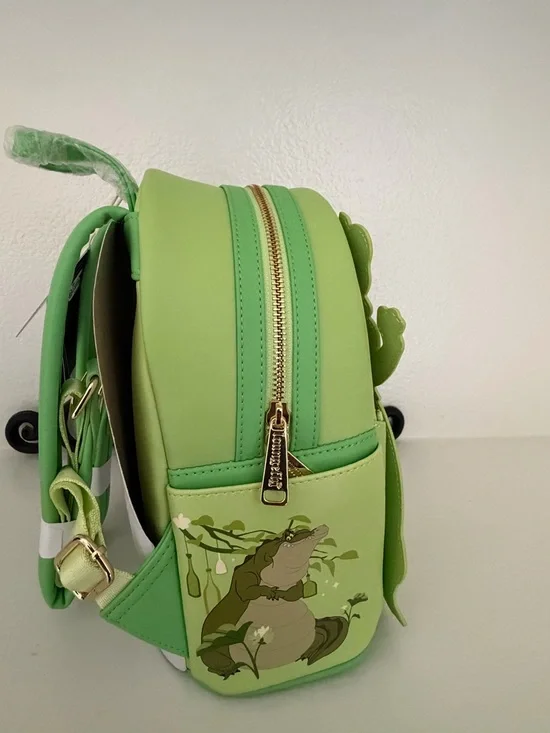 Disney Princess and the Frog Lenticular Mini Backpack 2024 Loungefly - Picture 5 of 7
